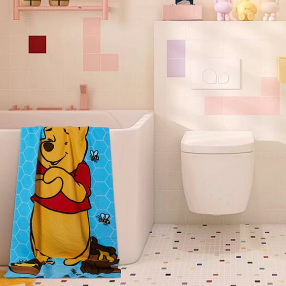 Winnie The Pooh Microfiber Pool Bath Beach Towel - Picture 5 of 5